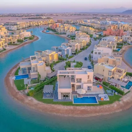 4Br Villa With Private Pool Tawila Lagoon El Gouna