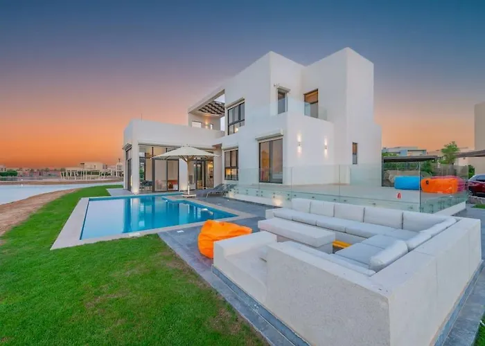 4br With Private Pool Tawila Lagoon El Gouna *