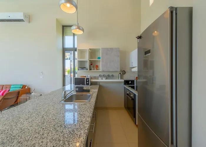 4br With Private Pool Tawila Lagoon El Gouna Villa
